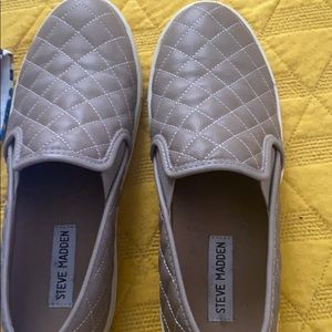 Size 8 -Steve madden- worn once